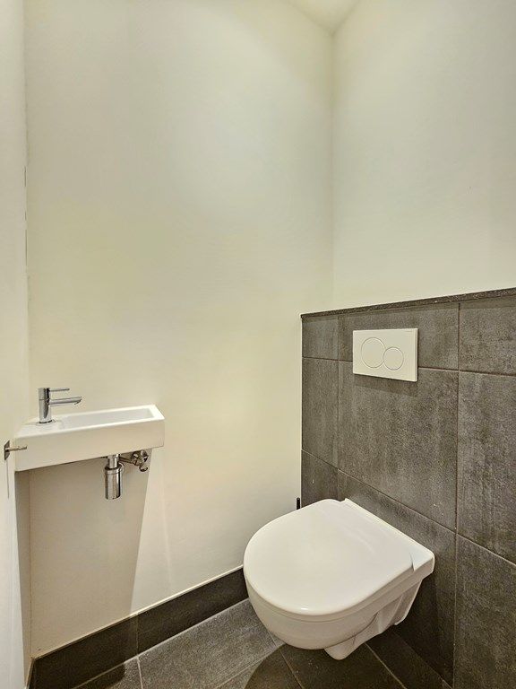 0112587e-32ec-4295-8bf1-c5cb0fa6d979.jpg