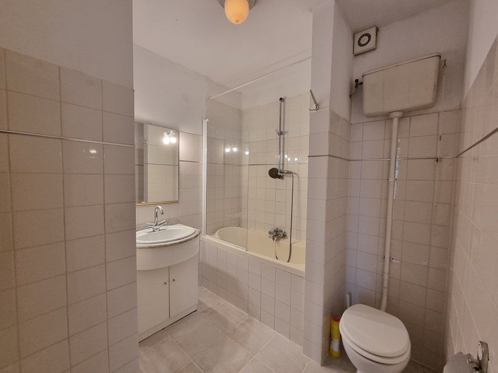015ce87e-2613-4d40-ab80-5bf2b345b86f.jpg