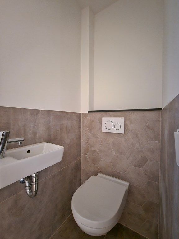 4dd9fe13-d746-4458-8bed-a8ecdb3cb690.jpg