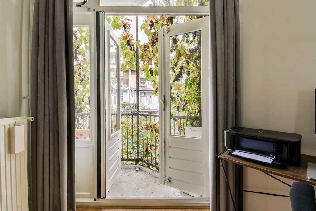9721c933-4c91-4923-b335-00e33925687f.jpg