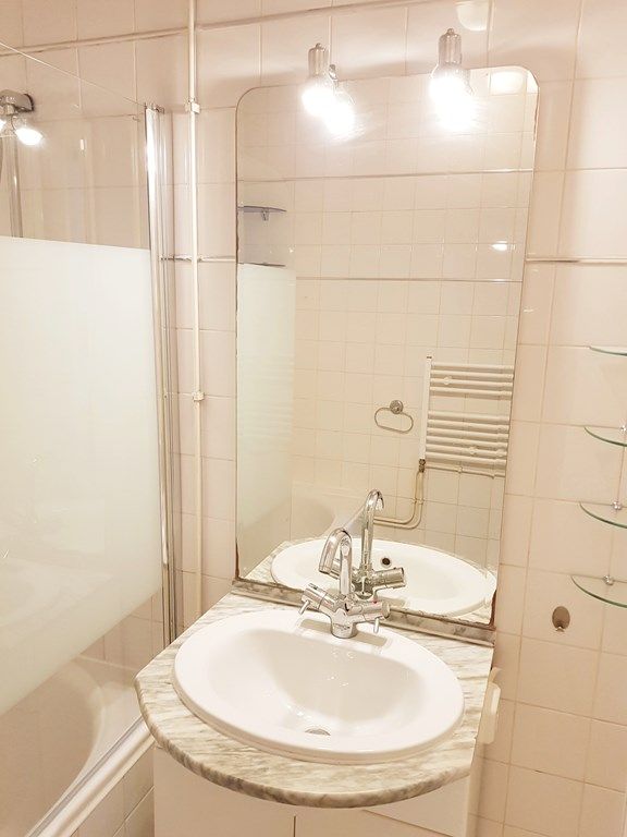 bd8c82ee-ad7b-445e-9291-8d12fcc595d5.jpg
