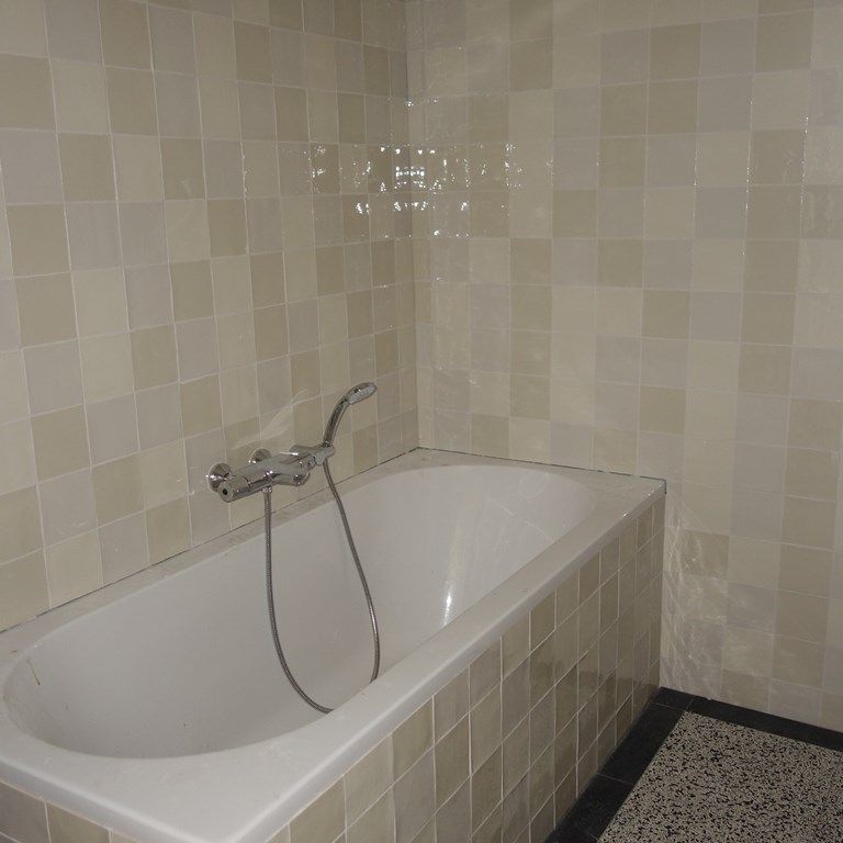 dd51d376-a2fd-40de-b0b3-738e68d9f705.jpg