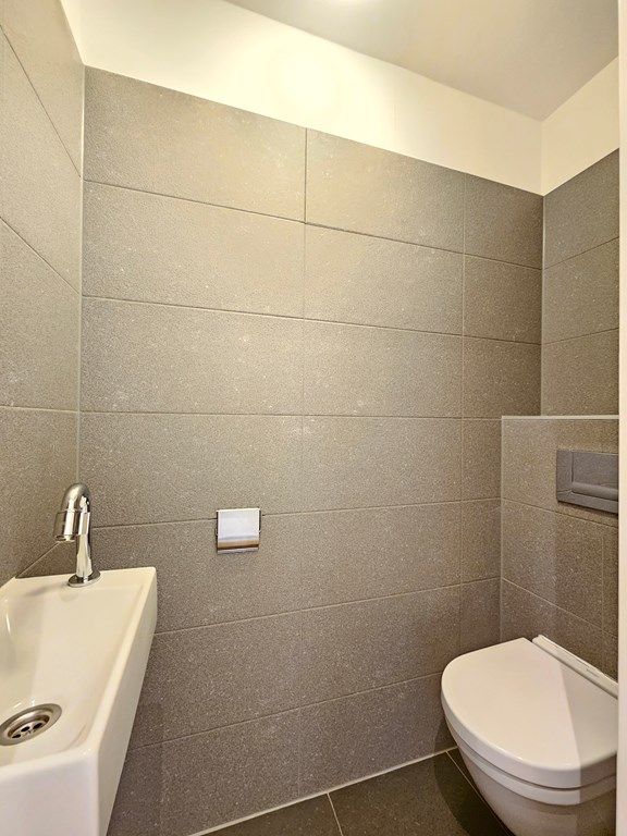 fd150f9d-3e7a-4303-88b6-1c3ee07a4f8f.jpg